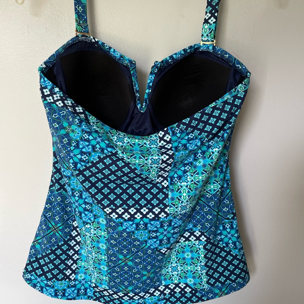 Lands’ End Bandeau Tankini Top, Size 12D - Picture 5 of 7
